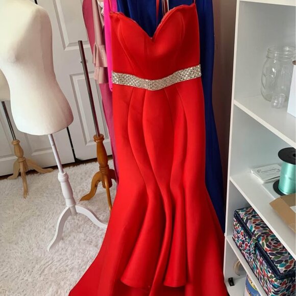 Jovani Red Strapless Mermaid Prom Gown With Silver Belt Size 2 - Picture 7 of 15